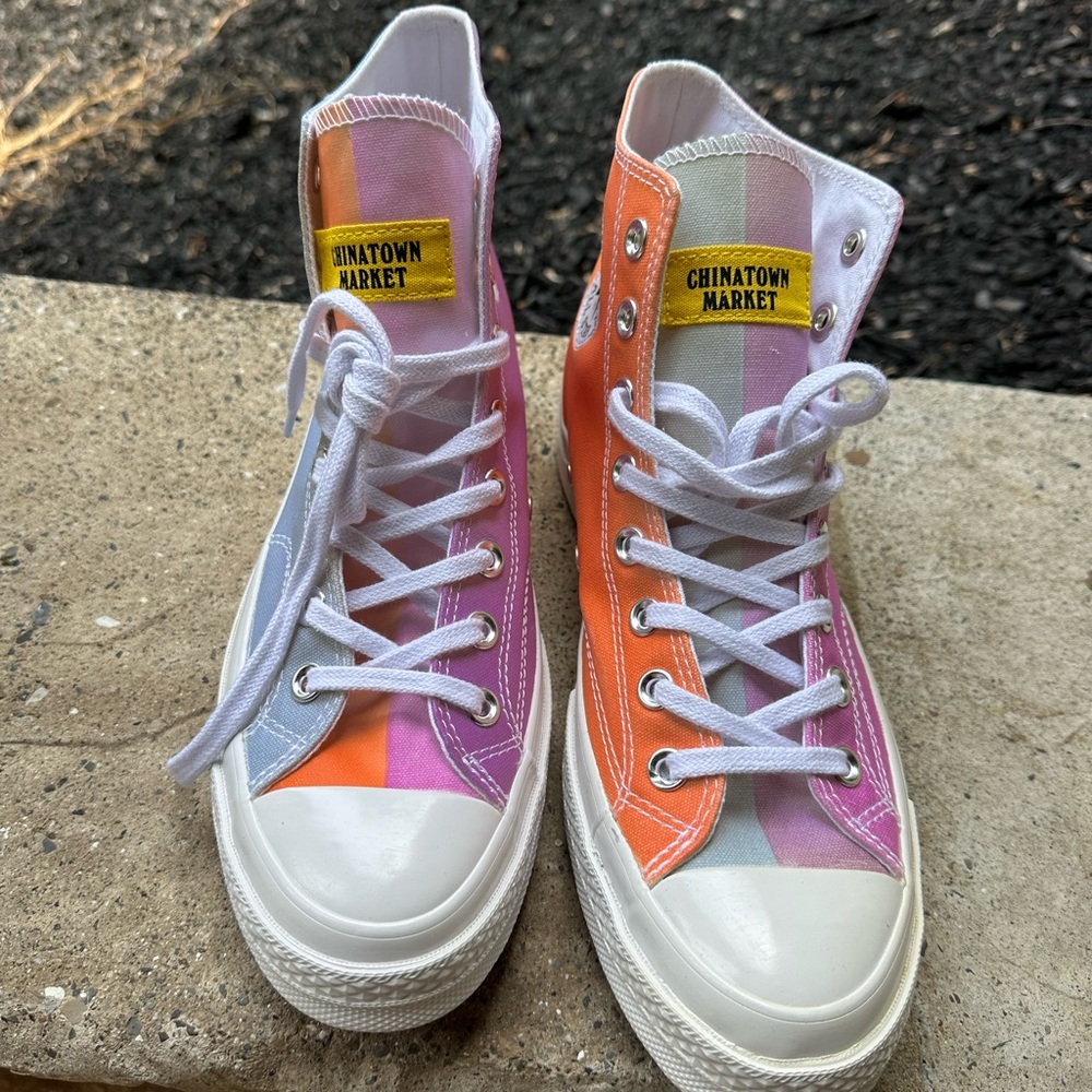 Color Changing Converse - Picture 7 of 10